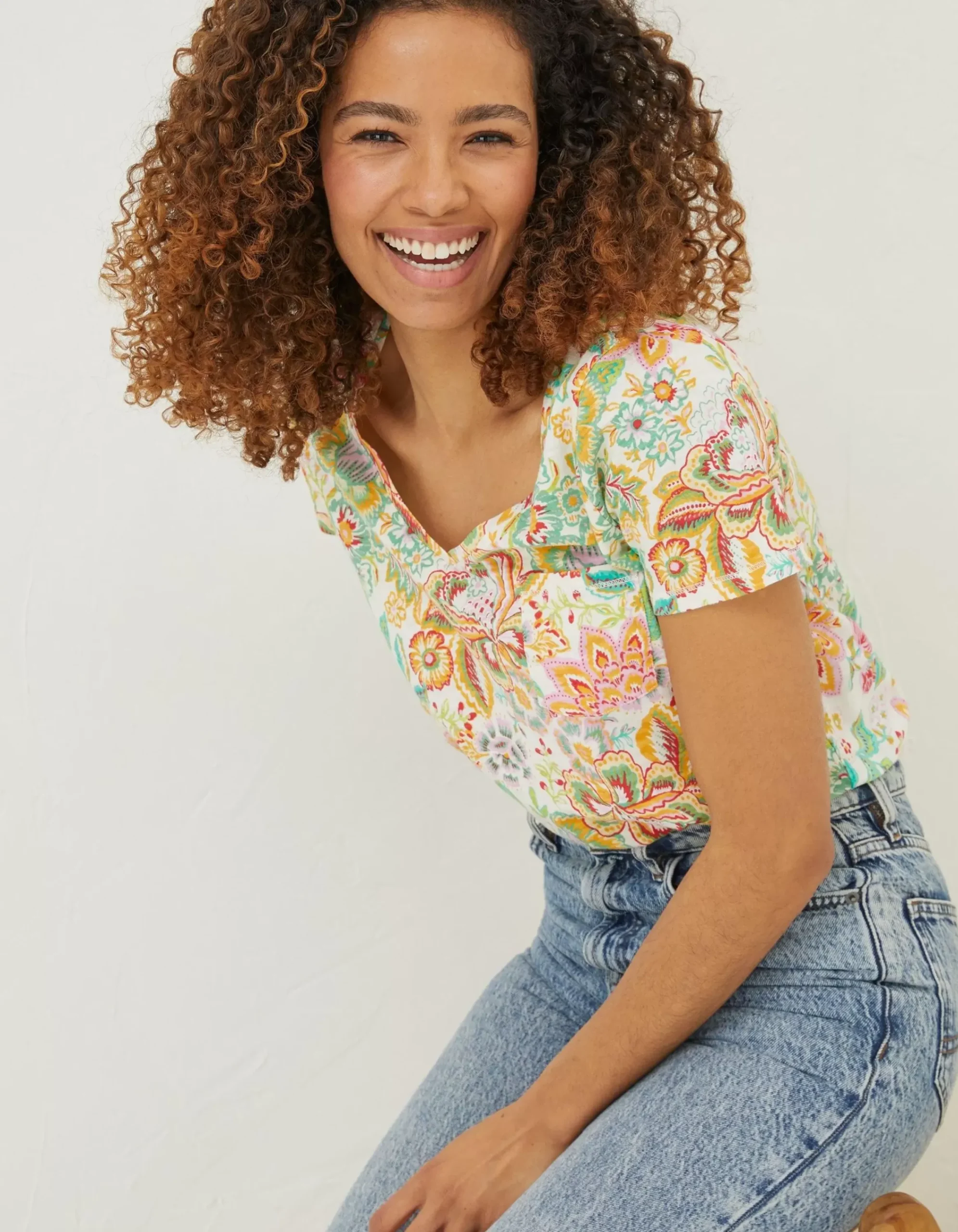 Women FatFace Tops & T-Shirts|Maggie Paradise Floral T-Shirt