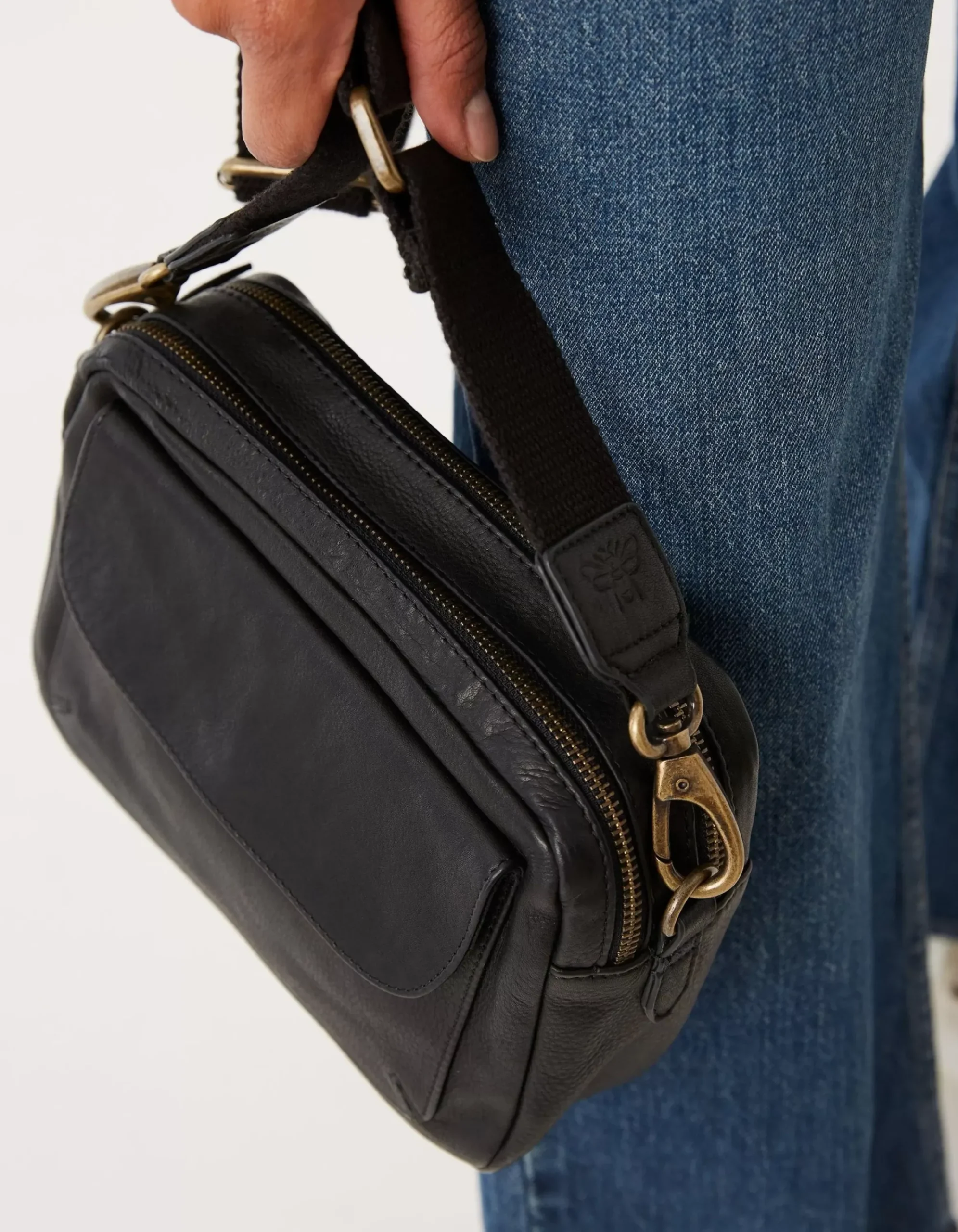 Women FatFace View All|Oslo Camera Bag