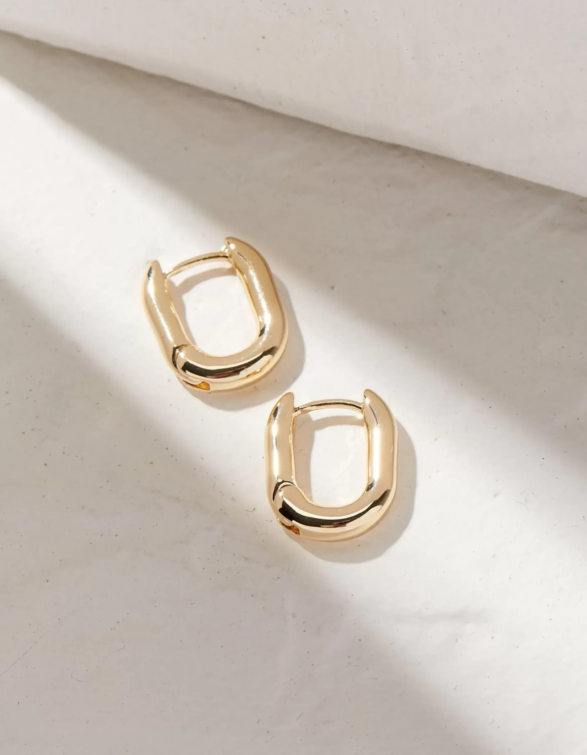 Women FatFace View All|Oval Huggy Hoop Earrings