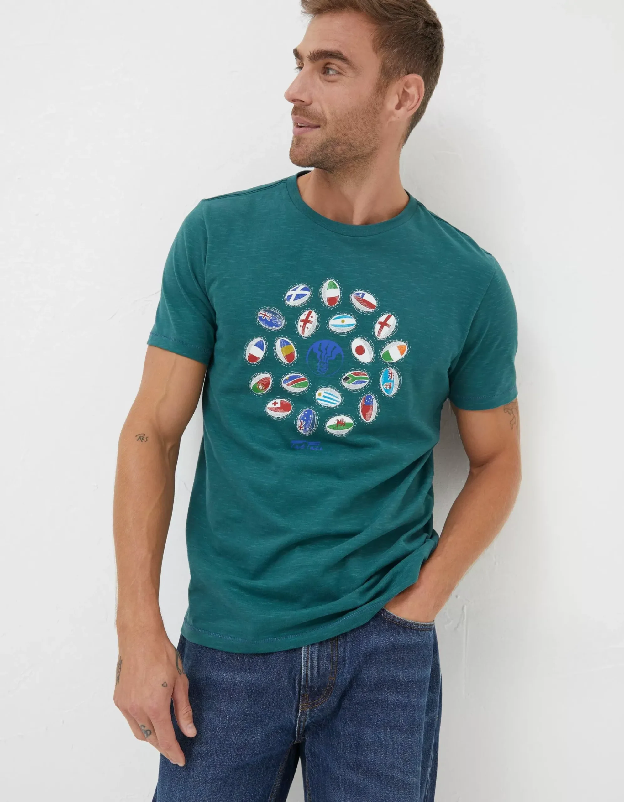 Men FatFace T-Shirts|Rugby Ball Flags T-Shirt